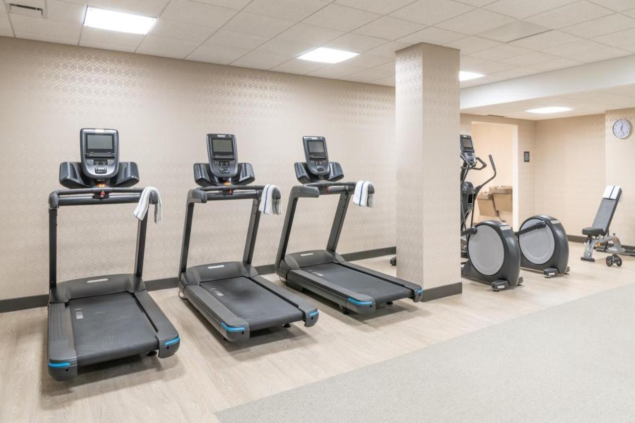 Hilton Garden Inn Flint Downtown Dış mekan fotoğraf