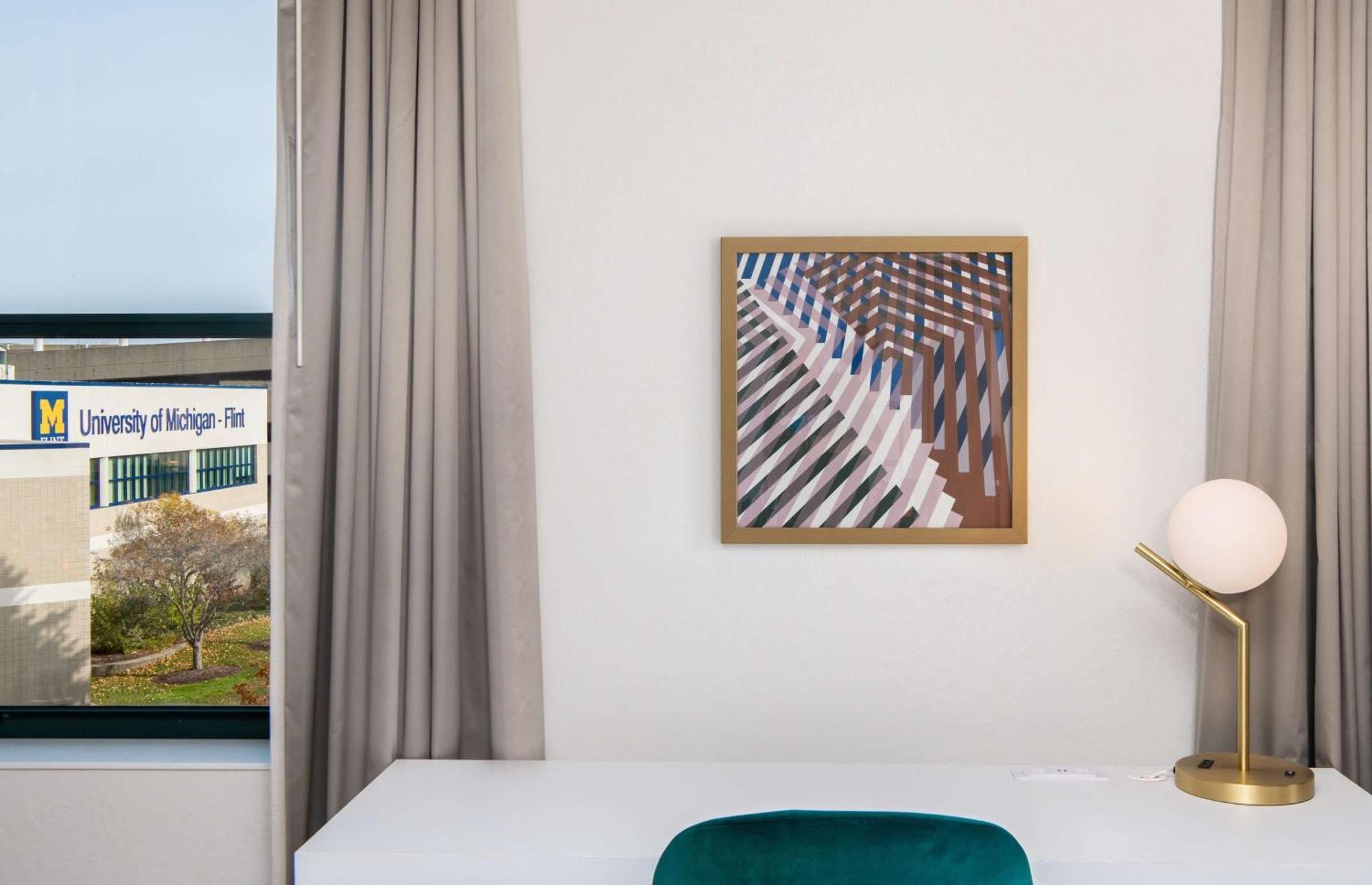 Hilton Garden Inn Flint Downtown Dış mekan fotoğraf